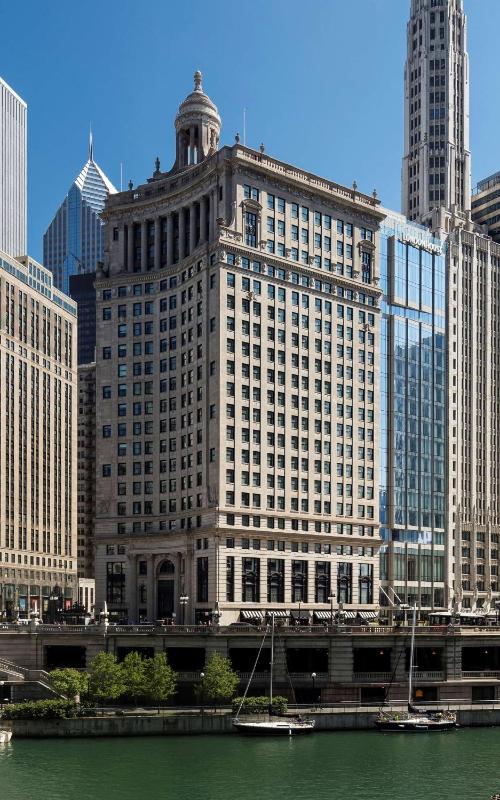 LondonHouse Chicago Curio Collection by Hilton - image 10