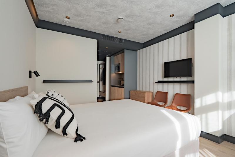 Smartr Madrid Chamberi - image 7
