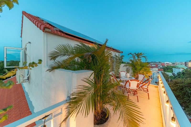 New 5BR Private Pool Villa Near Old Town - image 5