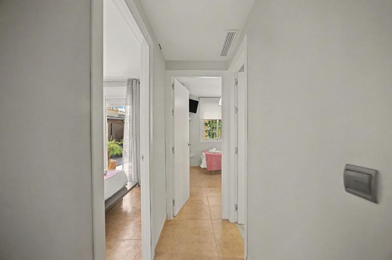 Apartmento en Tarifa con Garaje - image 2