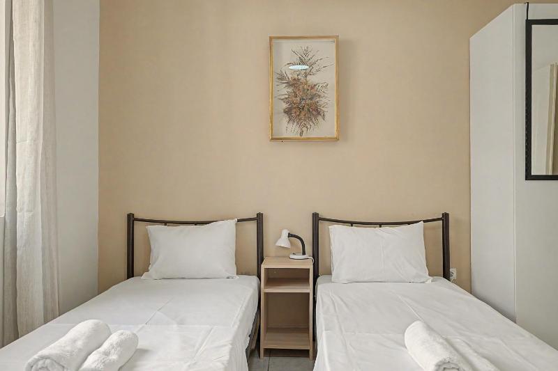 Colonus Apartment - image 5