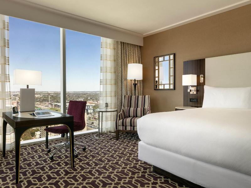 Fairmont Austin - image 15