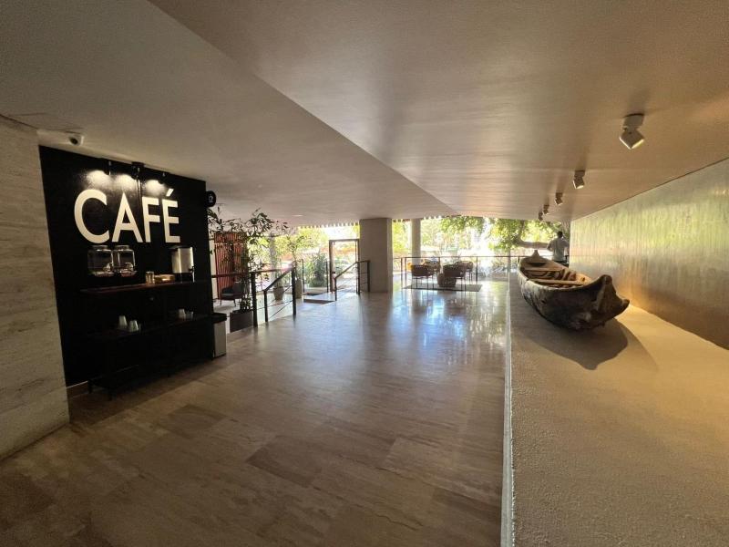 1 Bedroom with Jacuzzi. Sea and Swamp View - image 9