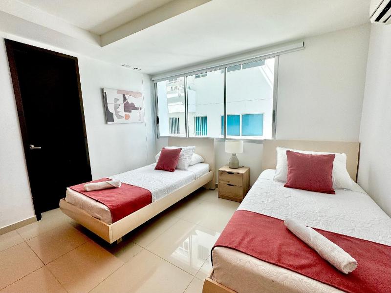 3+1 bedrooms Morros. Beach views and access - image 13