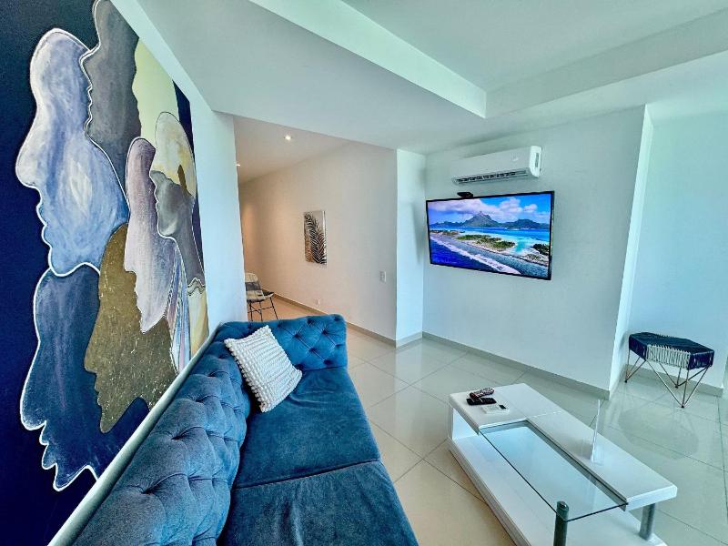3+1 bedrooms Morros. Beach views and access - image 5