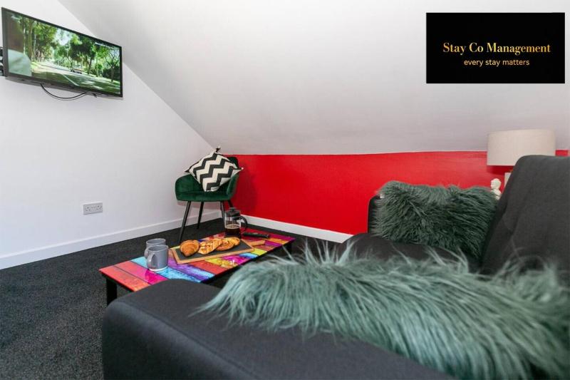 Serviced apartments Opposite Leicester Railway Station - By StayCo - image 44