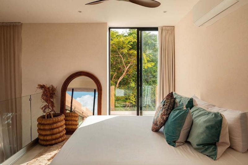 Arch Mansion La Veleta for 28 guests - image 7