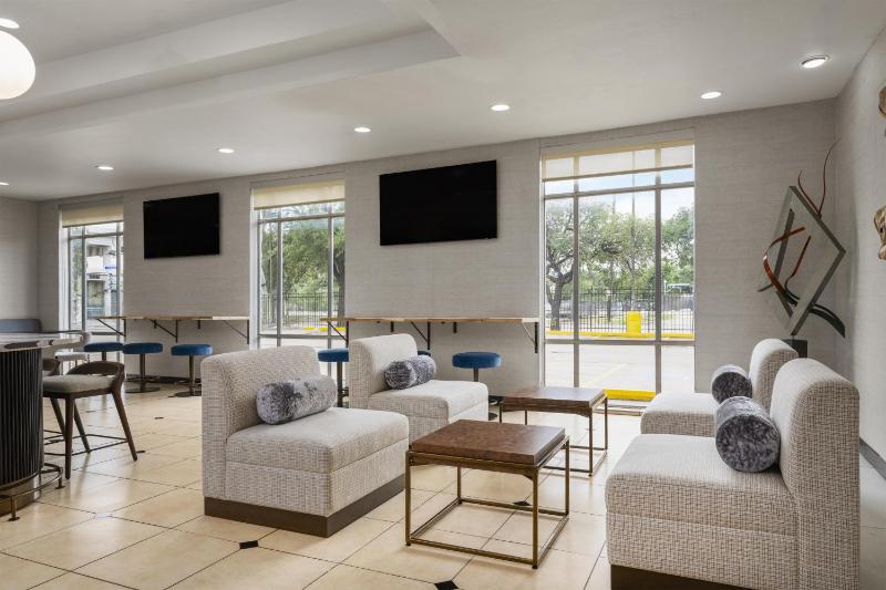 Best Western Premier Houston Downtown/Convention Center Hotel - image 28