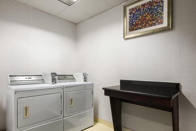 Best Western Premier Houston Downtown/Convention Center Hotel - image 14