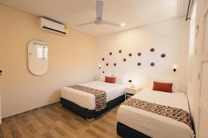 Casa Bossa Cartagena - Private Rooms & Mini Lofts - image 2