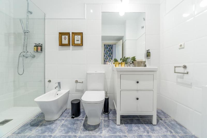 2 BEDROOM APARTMENT ( 8 PAX) 33 image 3