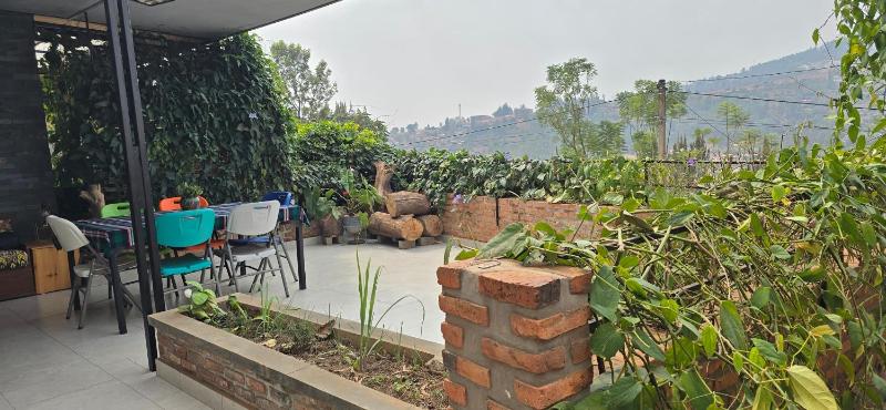 Dona Home Stay 1 - image 16