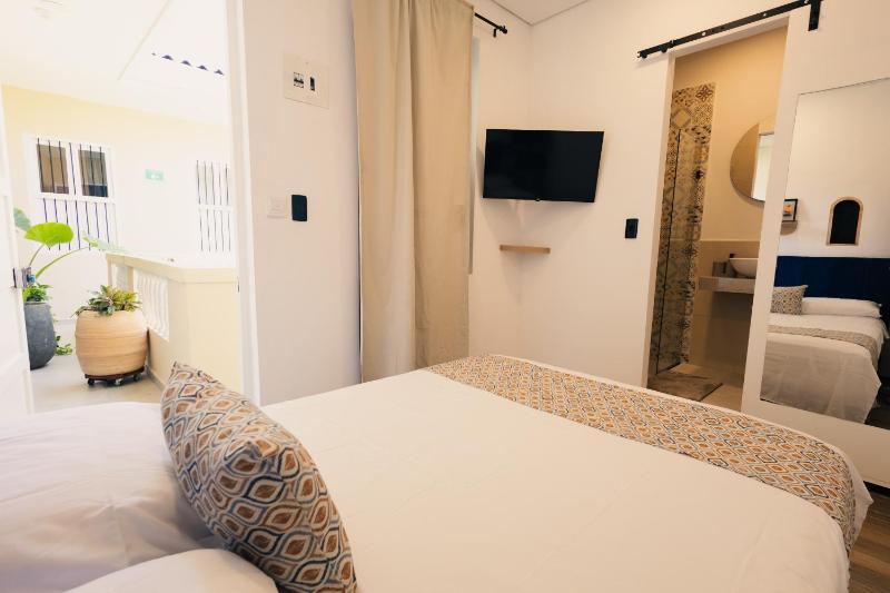 Casa Bossa Cartagena - Private Rooms & Mini Lofts - image 6