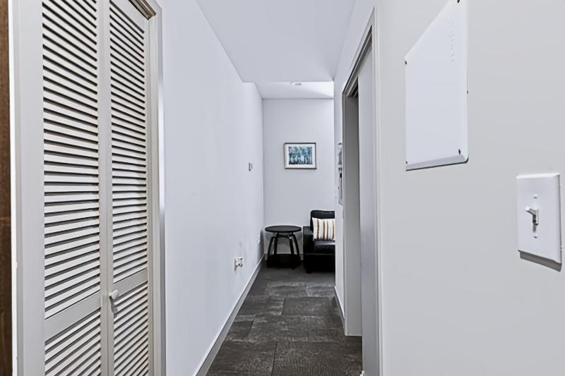 The Hilliard Lofts Cleveland Downtown - image 33