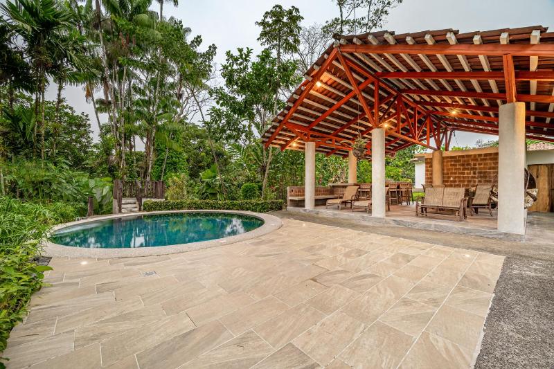 Lush Jungle Home w/ Chemical-Free Pool & Bar! - image 13