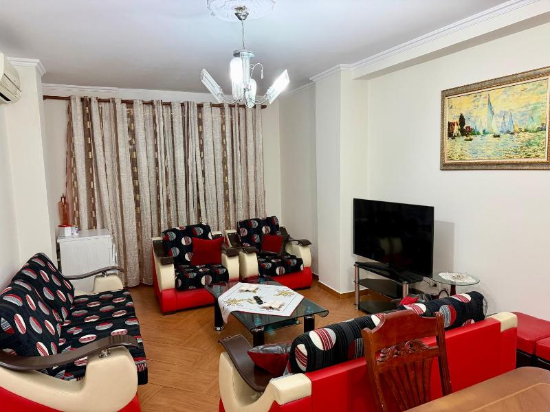 Cozy Apartment 2 Bedroom South North Bus Terminal - image 3