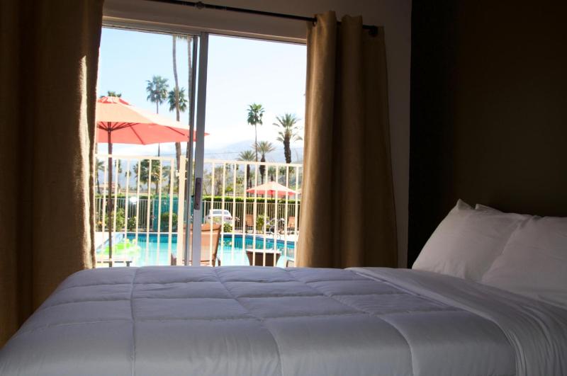 Delos Reyes Palm Springs - image 47