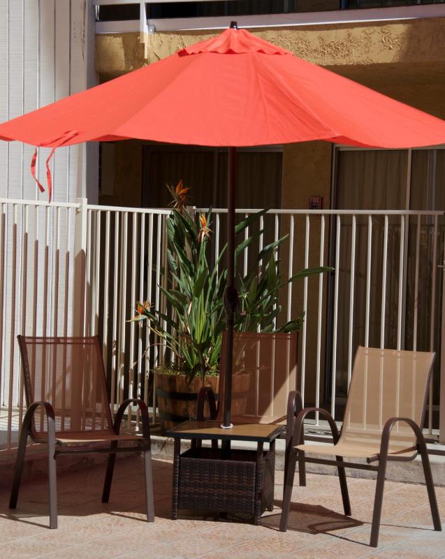 Delos Reyes Palm Springs - image 36