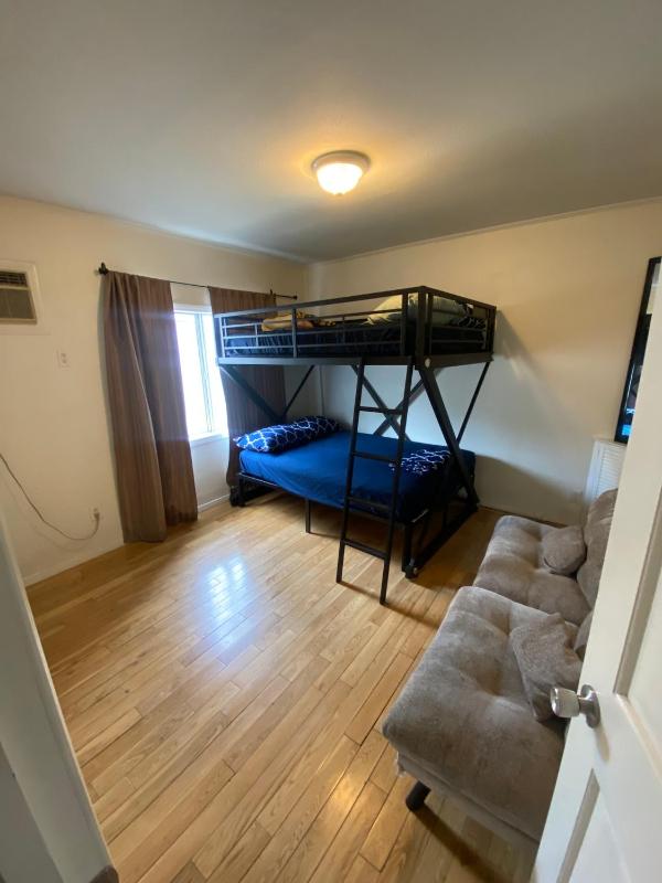 The Ardmore Home Share - image 12