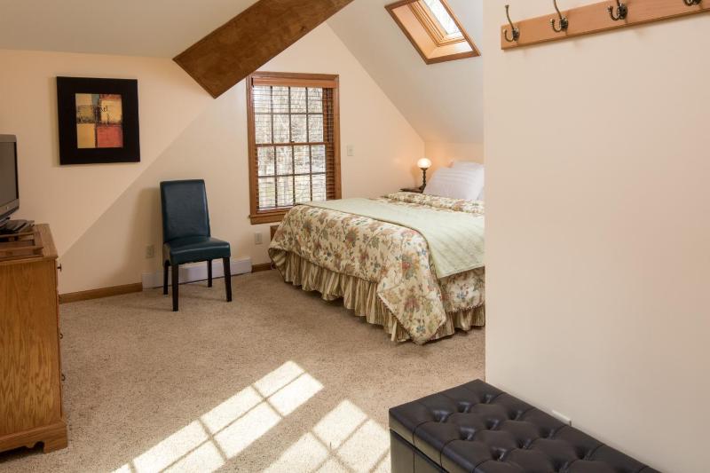 Annie's Galena Cottage Suite image 3