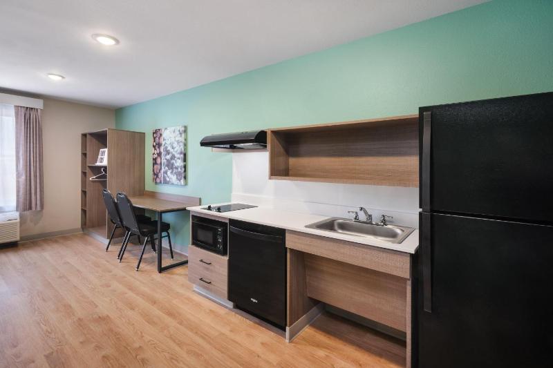 ECHO Suites Extended Stay by Wyndham Savannah Pooler - image 43