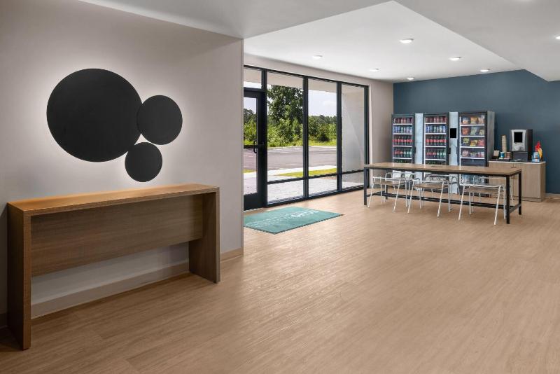 ECHO Suites Extended Stay by Wyndham Savannah Pooler - image 26