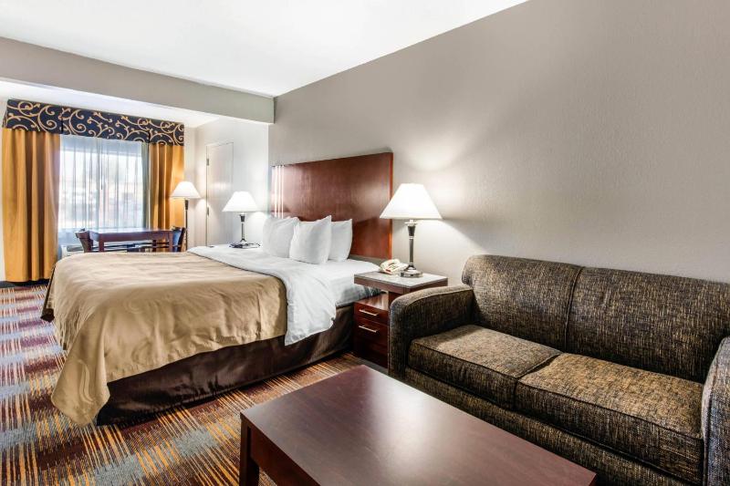 Quality Inn Memphis Airport - image 23