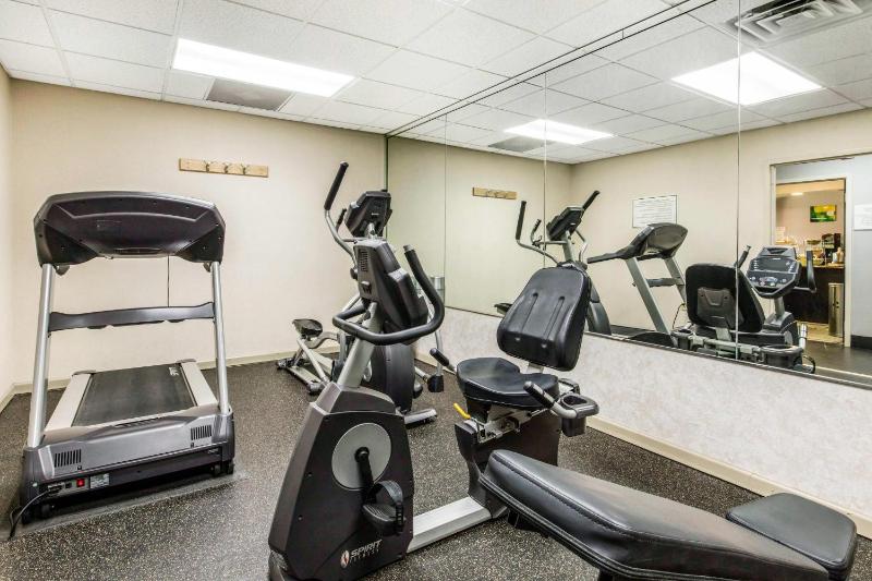 Quality Inn Memphis Airport - image 21
