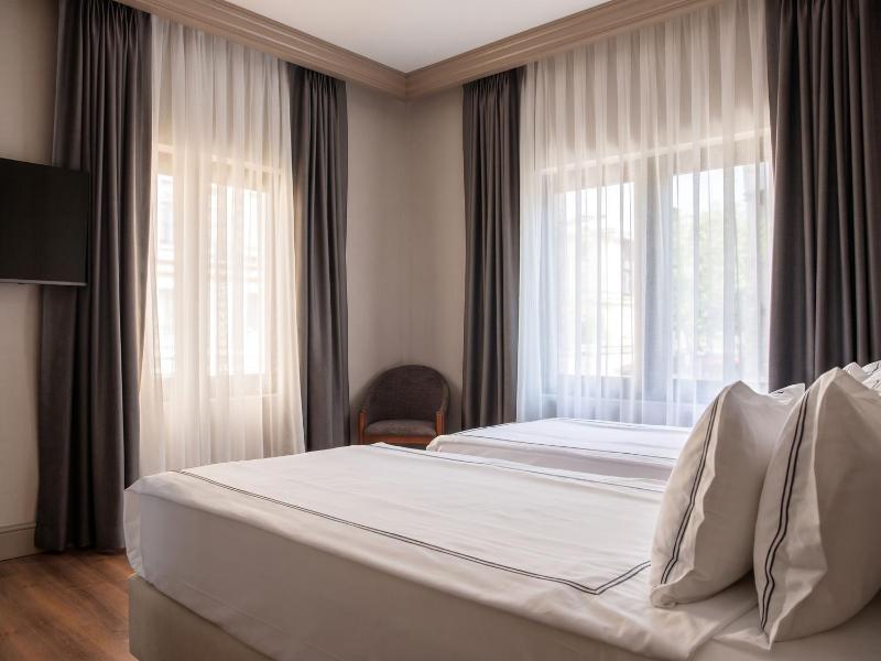 Soie Boutique Hotel - image 5