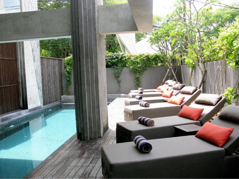 Anshel Hotel Seminyak - image 11