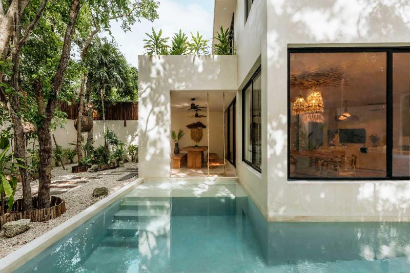 Tulumaya Boho Luxe Villa in Aldea Zama Concierge - image 1