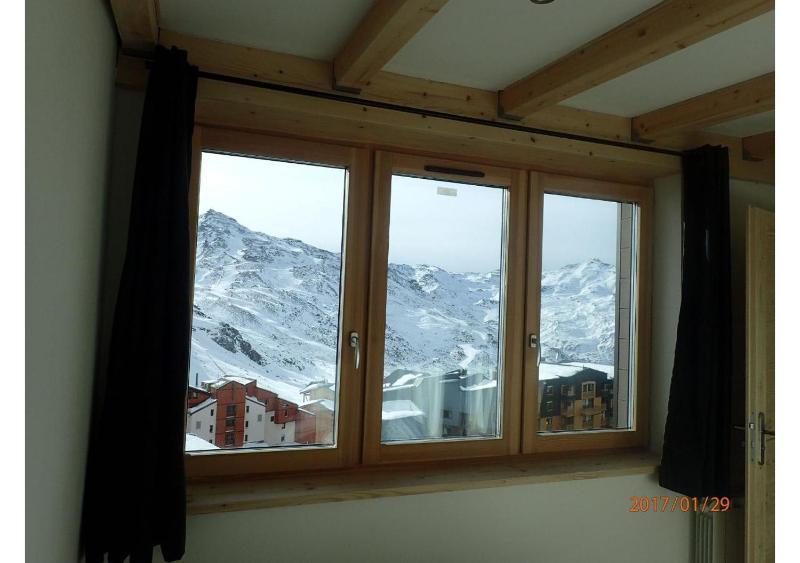 Ski-Lover's Apt Ski-in out Panoramic View - image 12