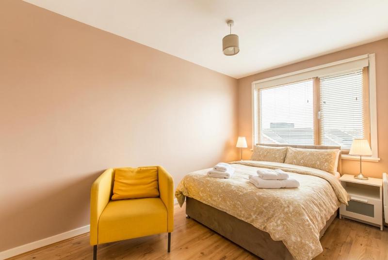Stylish Central Dub Apt Aviva Stad Free Parking - image 13