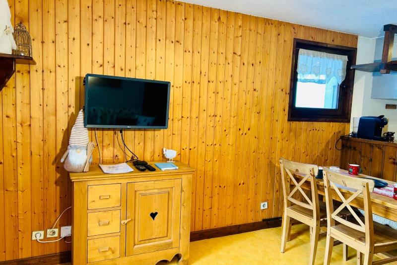 Cozy with garden parking and Mont-Blanc view - image 16