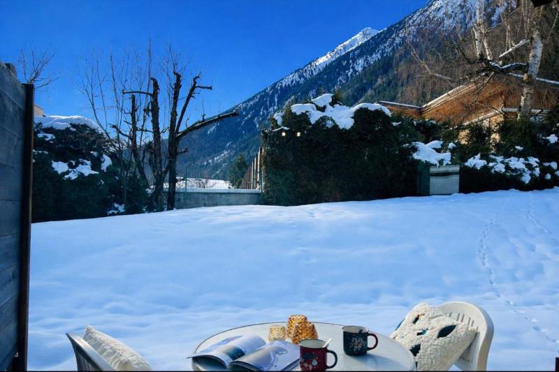 Cozy with garden parking and Mont-Blanc view - image 27