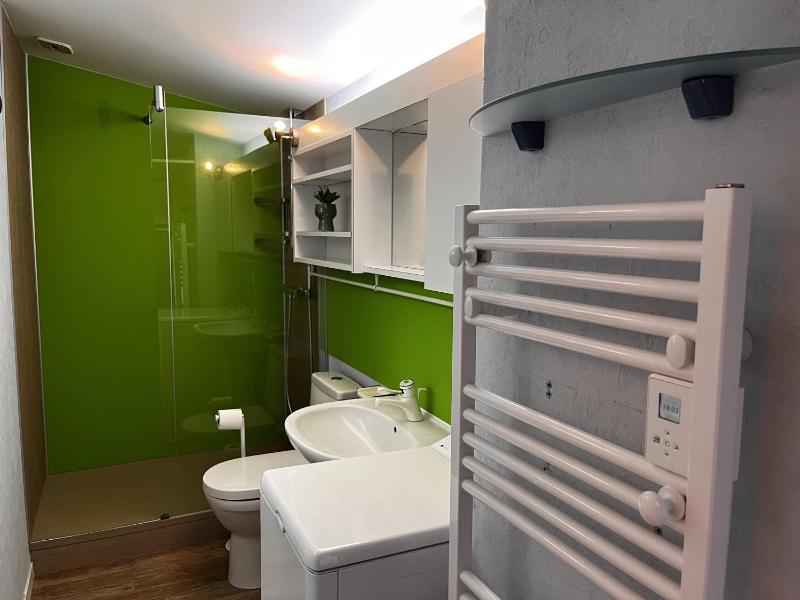 Studio cosy pour 2 à 50m de la plage centre-ville tout équipé - FR-1-197-507 - image 17