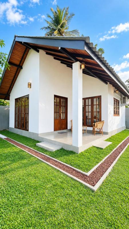 Thalalla White Gate - image 1
