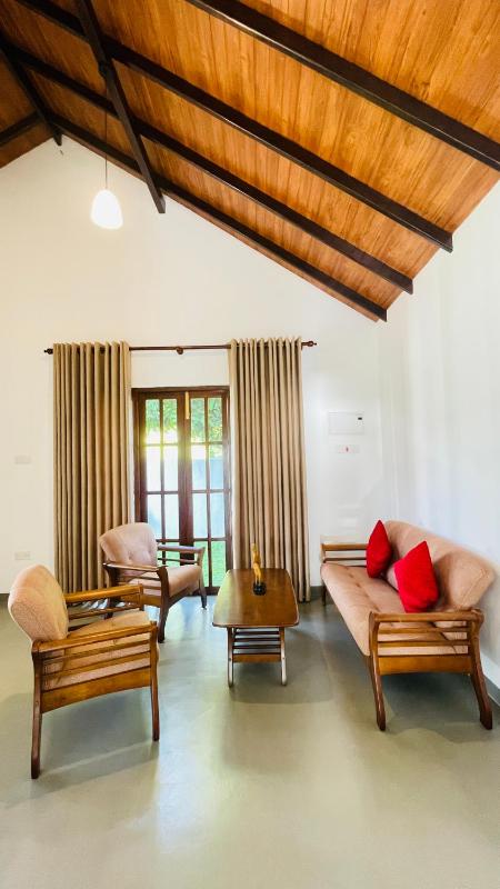 Thalalla White Gate - image 6
