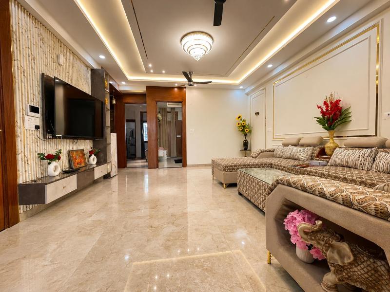 Luxurious 4BHK Near Max Hospital-Vaishali - image 24