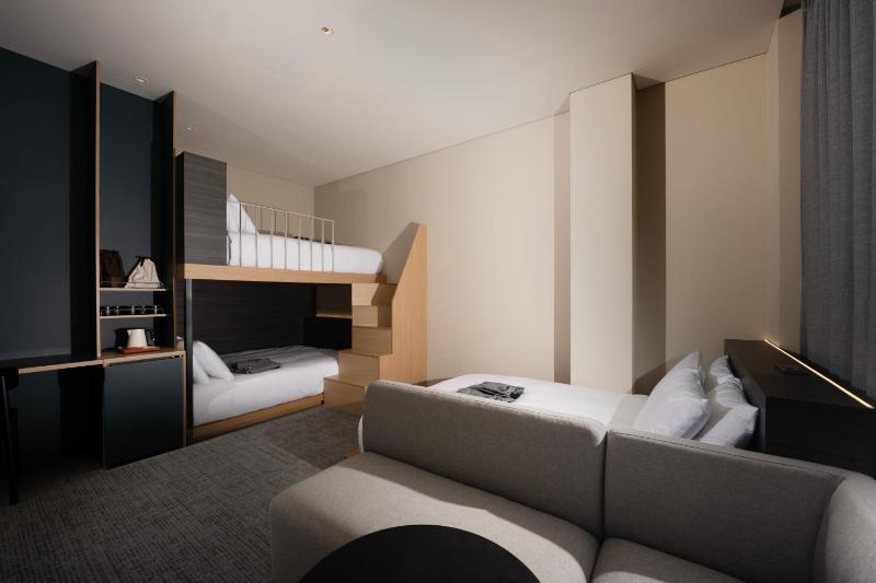 HotelTov - image 1
