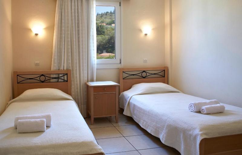 Suite with Sea View image 4