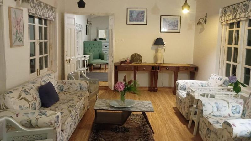 House in Historic Shimla - image 10