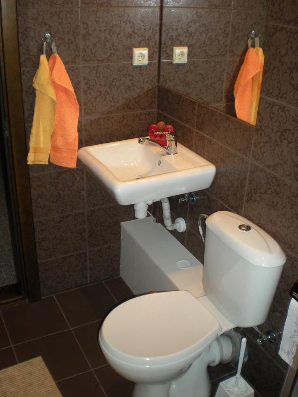 Hostel Lux - image 14