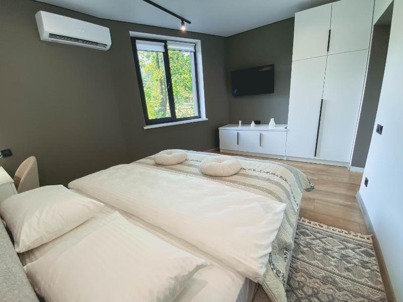 Premium Apartments By Sunyogora - image 12