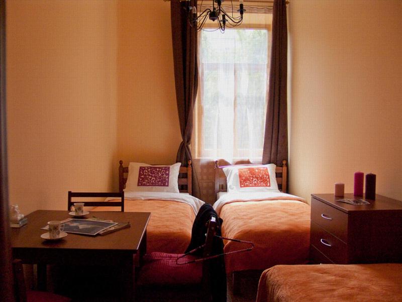 Hostel Lux - image 10