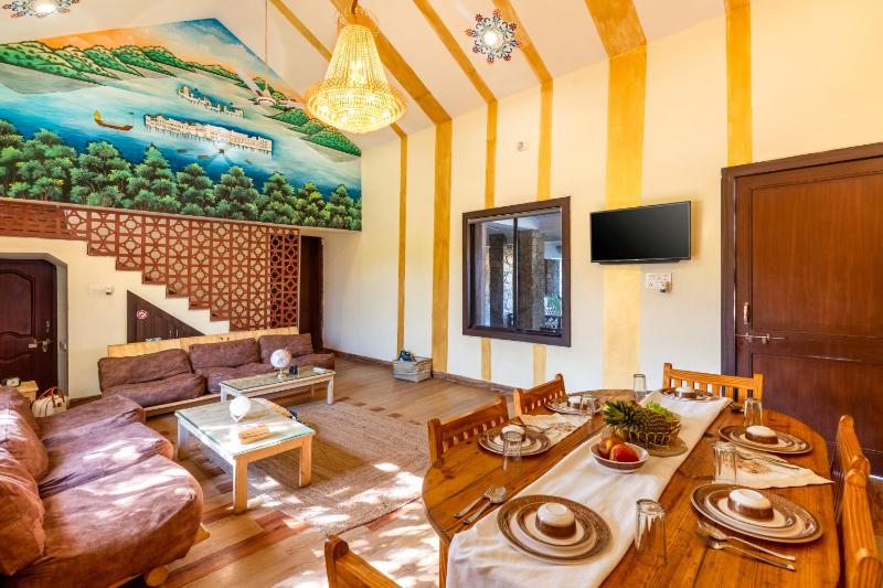 6 BHK Adarsh Bungalow - image 5