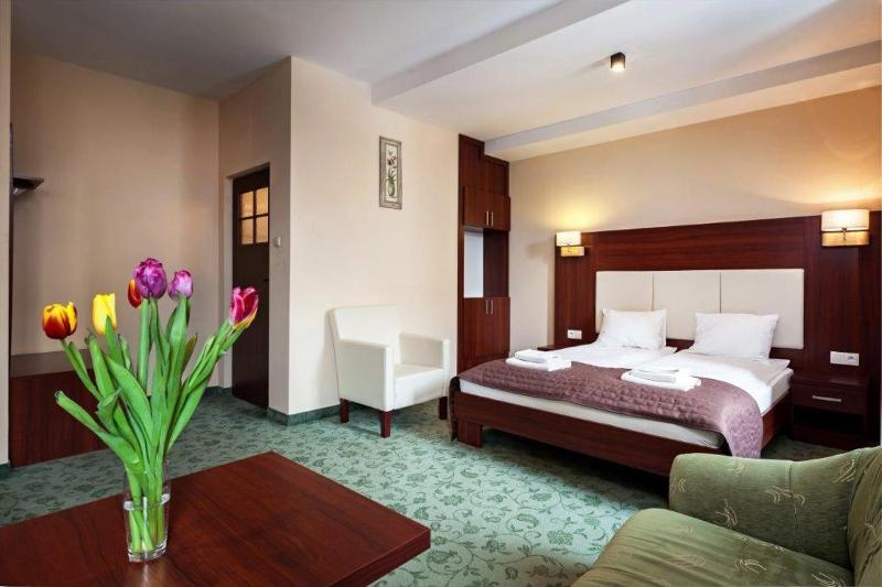 Double Room image 2