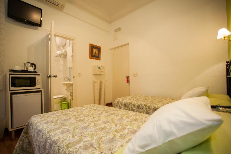 AVA Rooms - image 10