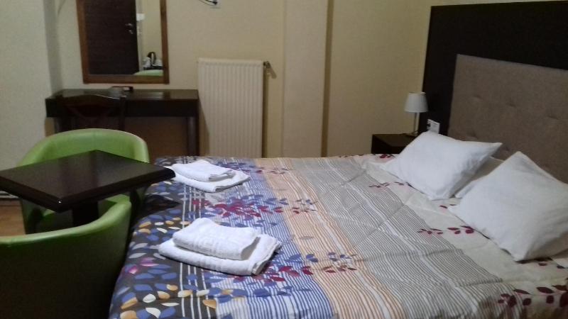  Triple Room image 3