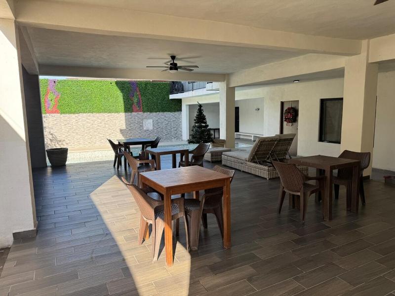 Apartamento Moderno con Balcón y Alberca - image 17